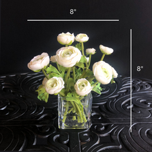 Load image into Gallery viewer, silk floral arrangement