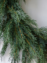 Load image into Gallery viewer, 30" Faux Evergreen Cedar Wreath