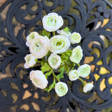 Load image into Gallery viewer, ranunculus arrangement in vase