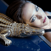 Load image into Gallery viewer, Gold Grand Alligator Candle Thompson Ferrier
