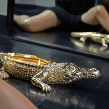Load image into Gallery viewer, Gold Grand Alligator Candle Thompson Ferrier
